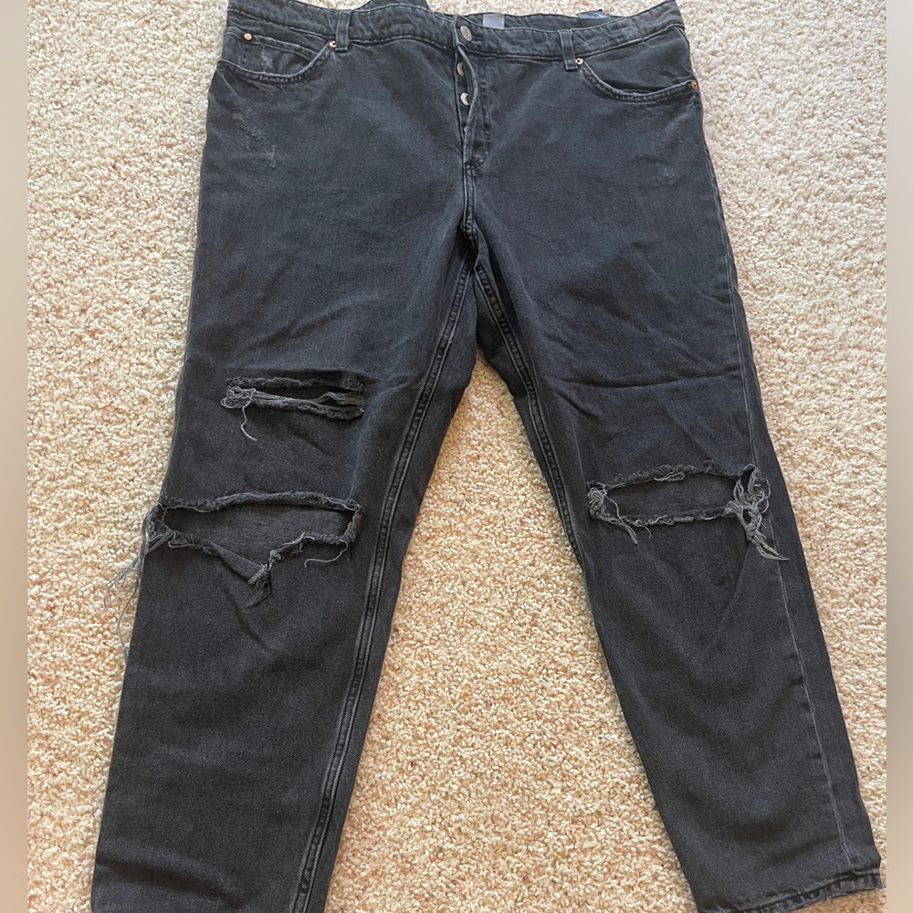 H&M boyfriend jeans size 18